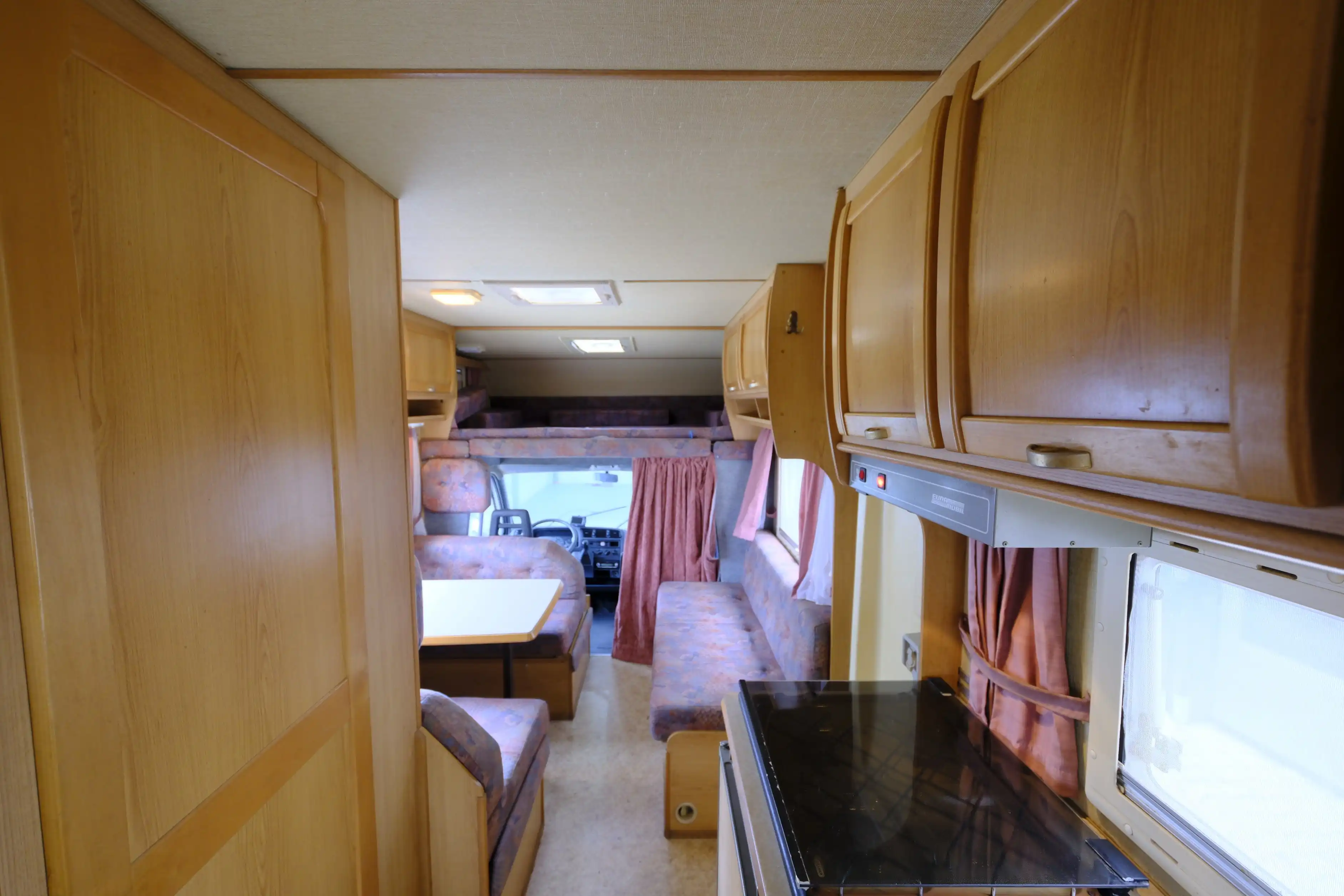 EURAMOBIL A 745 HS
